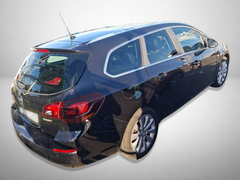 Opel Astra, 2011