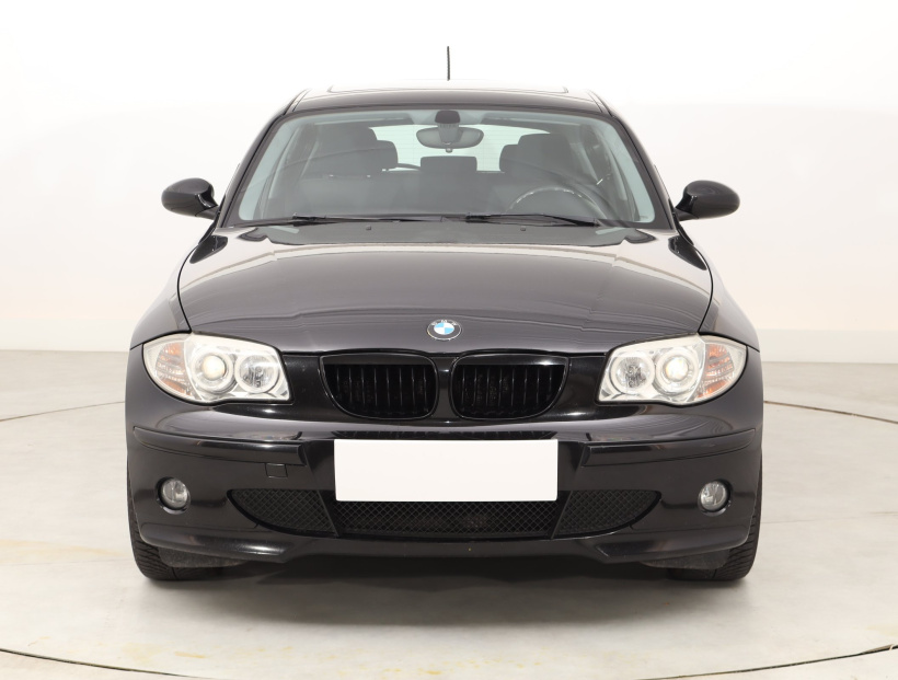 BMW 1, 2005
