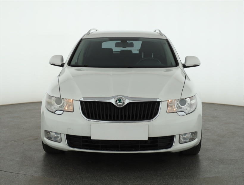 Škoda Superb, 2010