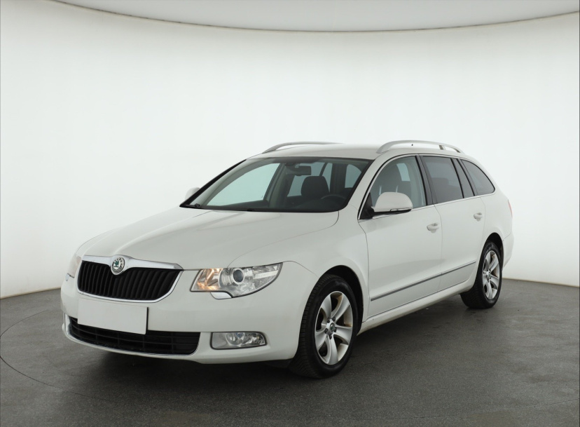 Škoda Superb, 2010