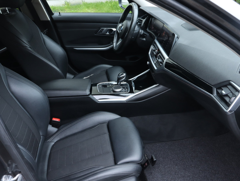 BMW 3, 2019