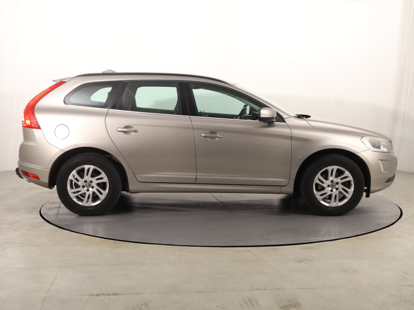 Volvo XC60, 2014