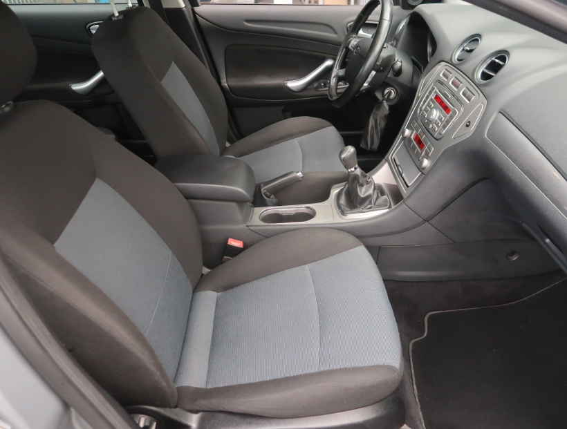 Ford Mondeo, 2009