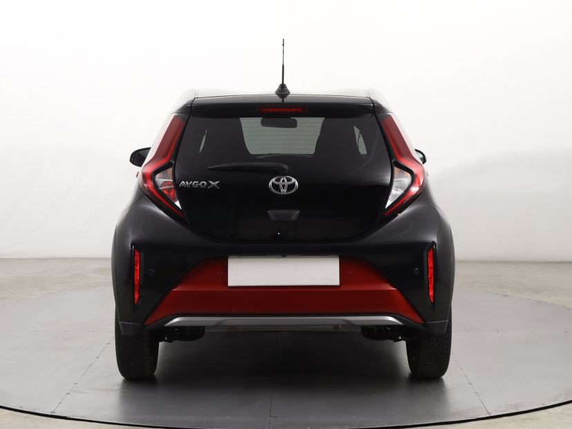 Toyota Aygo X, 2022