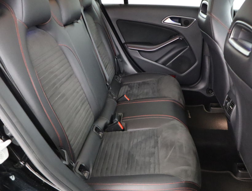 Mercedes-Benz CLA, 2016