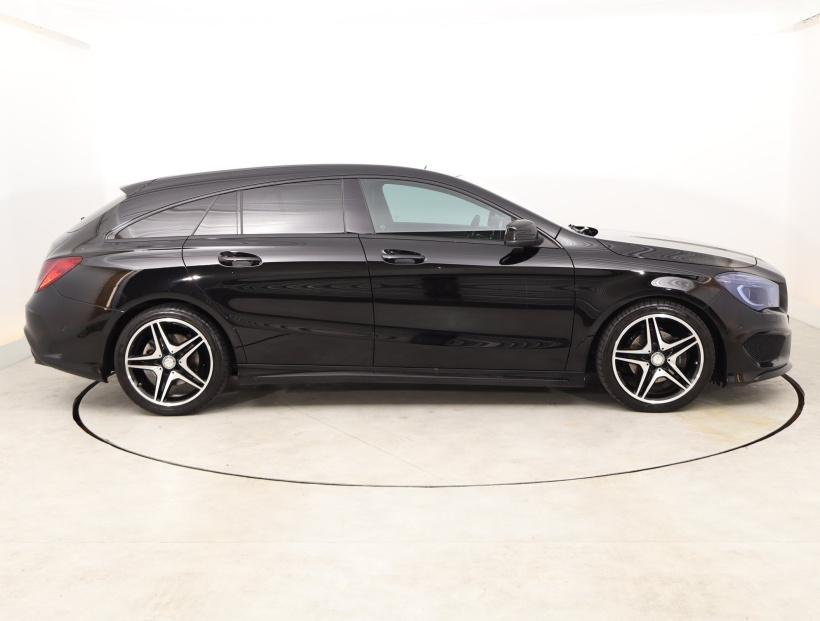 Mercedes-Benz CLA, 2016
