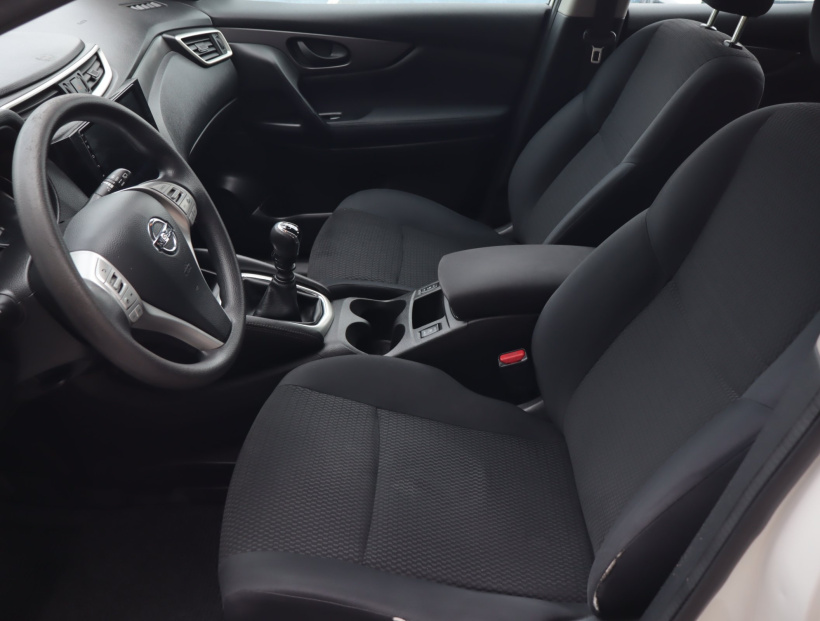 Nissan Qashqai, 2015