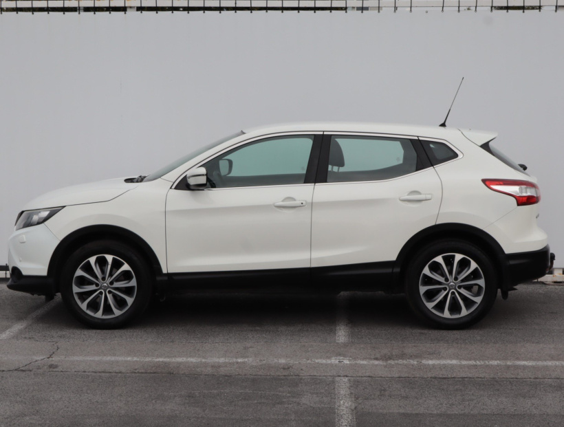 Nissan Qashqai, 2015