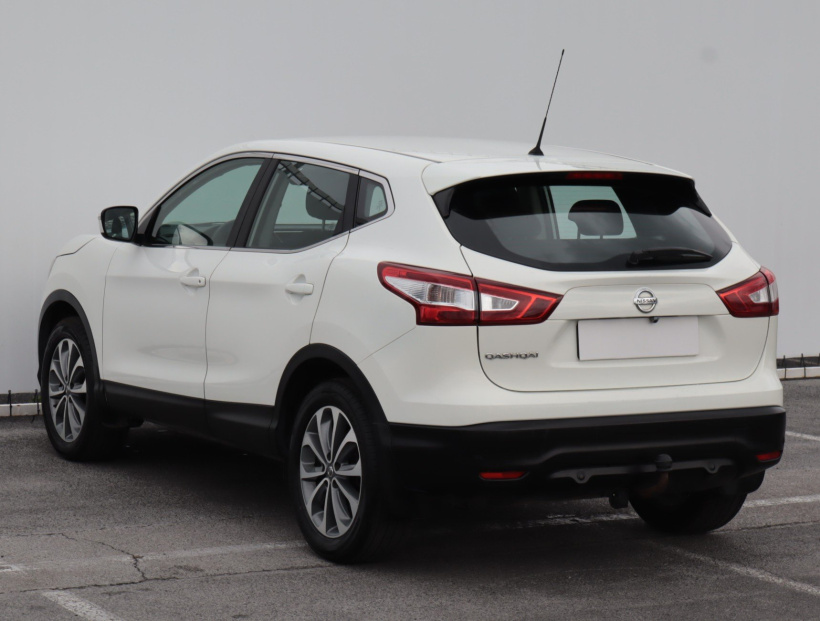 Nissan Qashqai, 2015