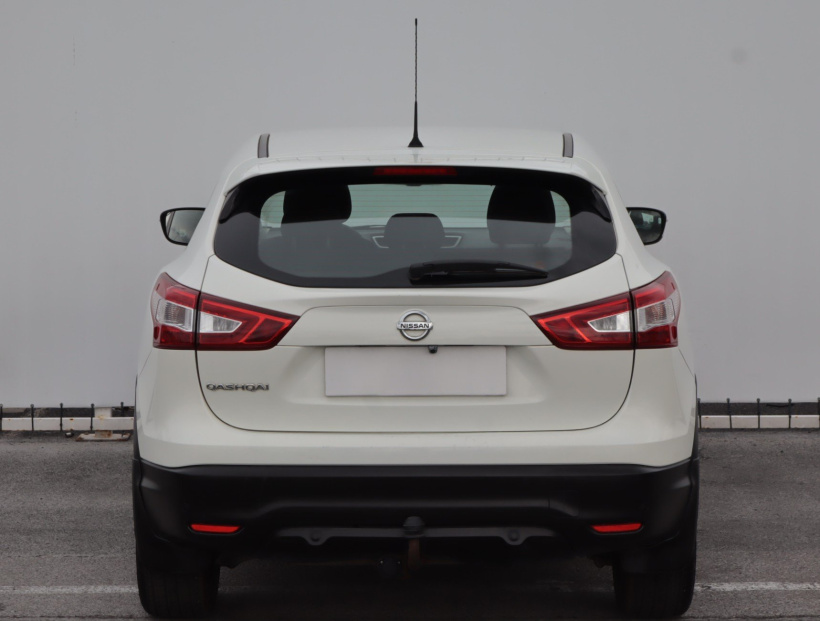 Nissan Qashqai, 2015