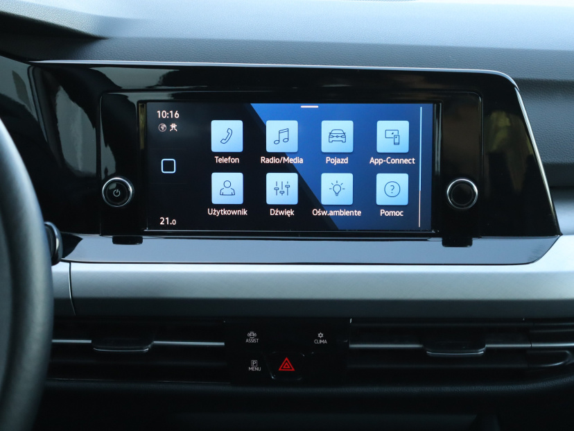 Volkswagen Golf, 2021
