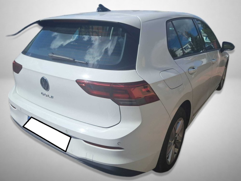 Volkswagen Golf, 2022