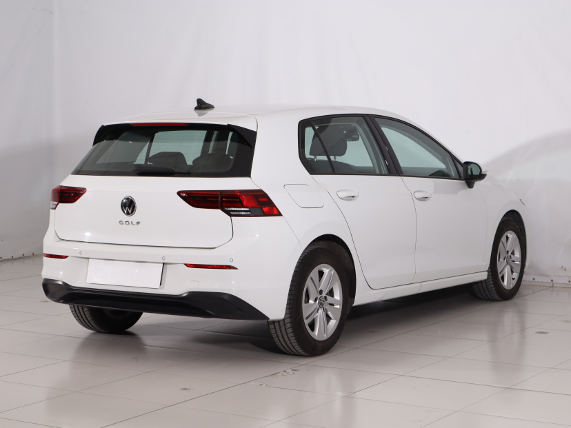 Volkswagen Golf, 2021