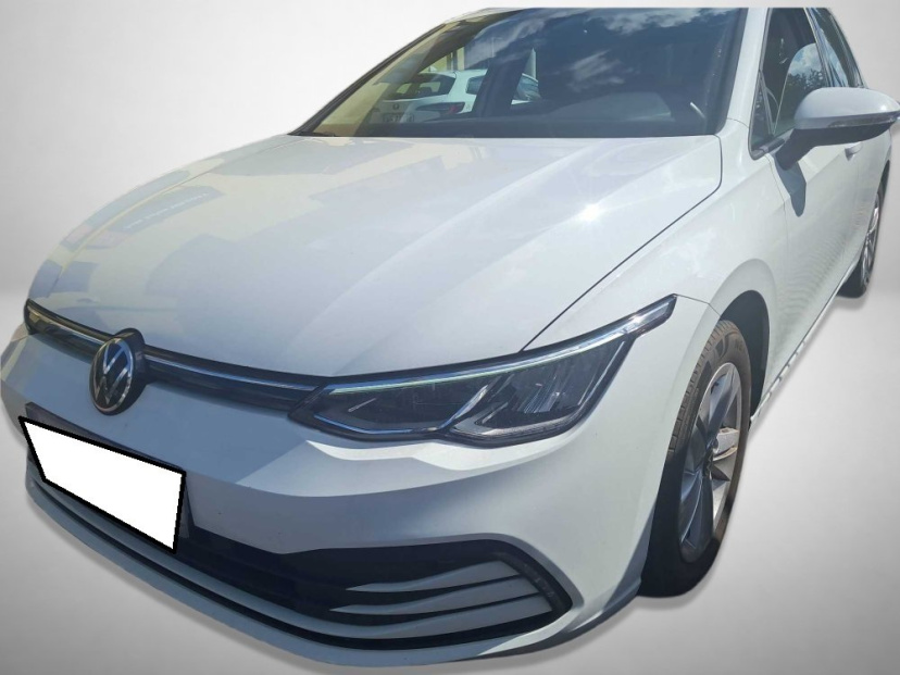 Volkswagen Golf, 2022