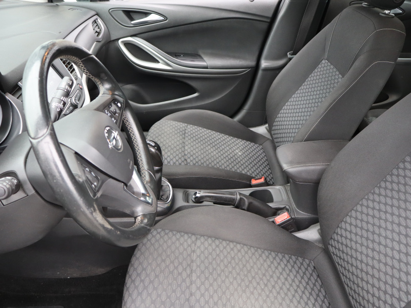 Opel Astra, 2017
