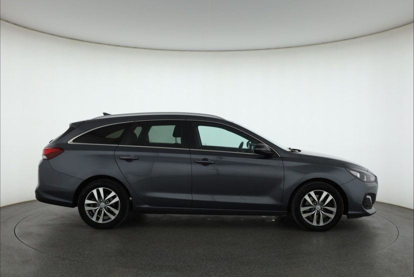Hyundai i30, 2019
