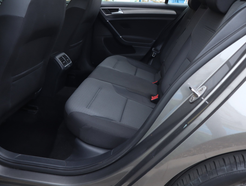 Volkswagen Golf, 2014