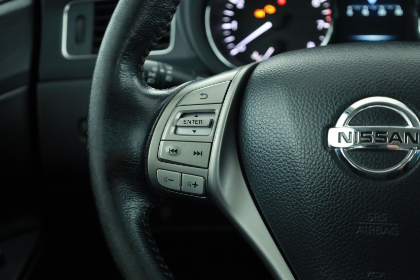 Nissan Pulsar, 2014