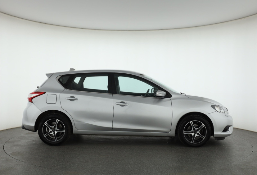 Nissan Pulsar, 2014