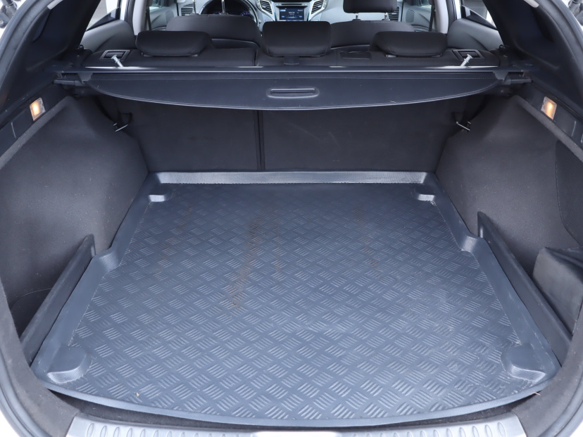 Hyundai i40, 2012