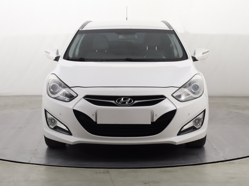 Hyundai i40, 2012