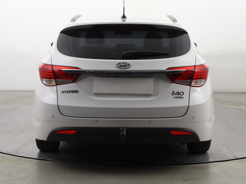 Hyundai i40, 2012