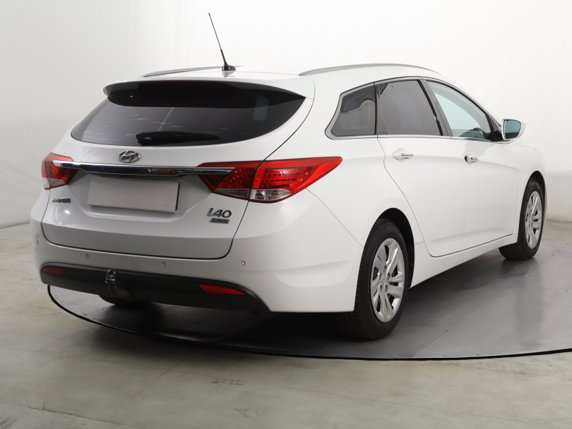 Hyundai i40, 2012