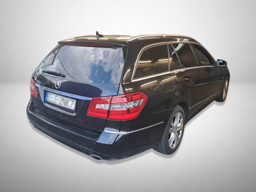 Mercedes-Benz E, 2010