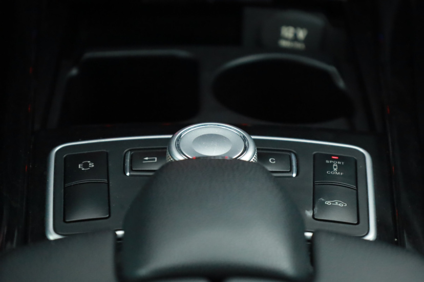 Mercedes-Benz E, 2010