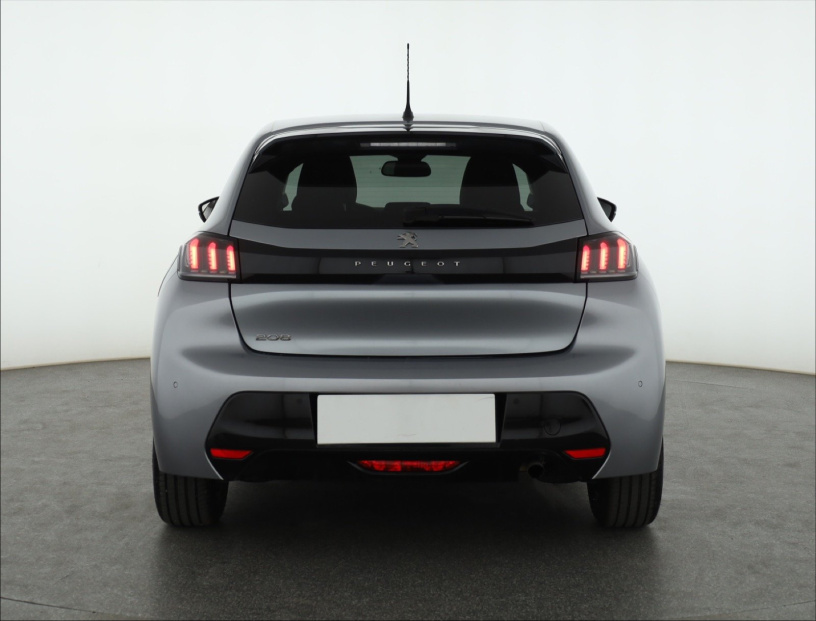 Peugeot 208, 2022