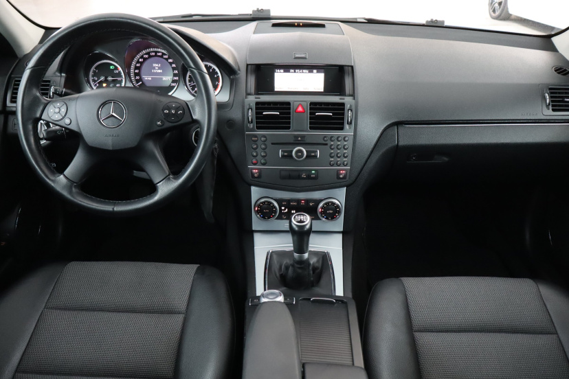 Mercedes-Benz C, 2010