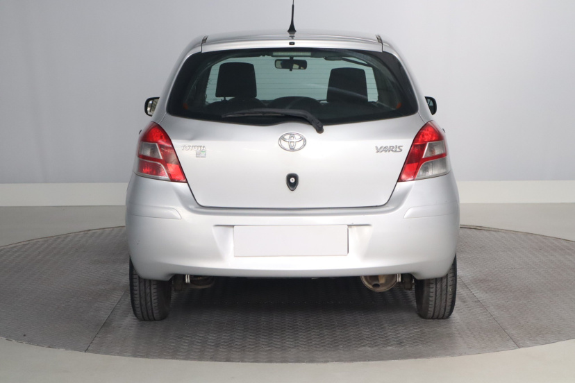 Toyota Yaris, 2011