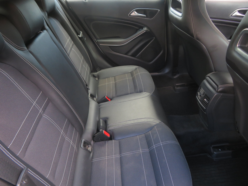 Mercedes-Benz A, 2014