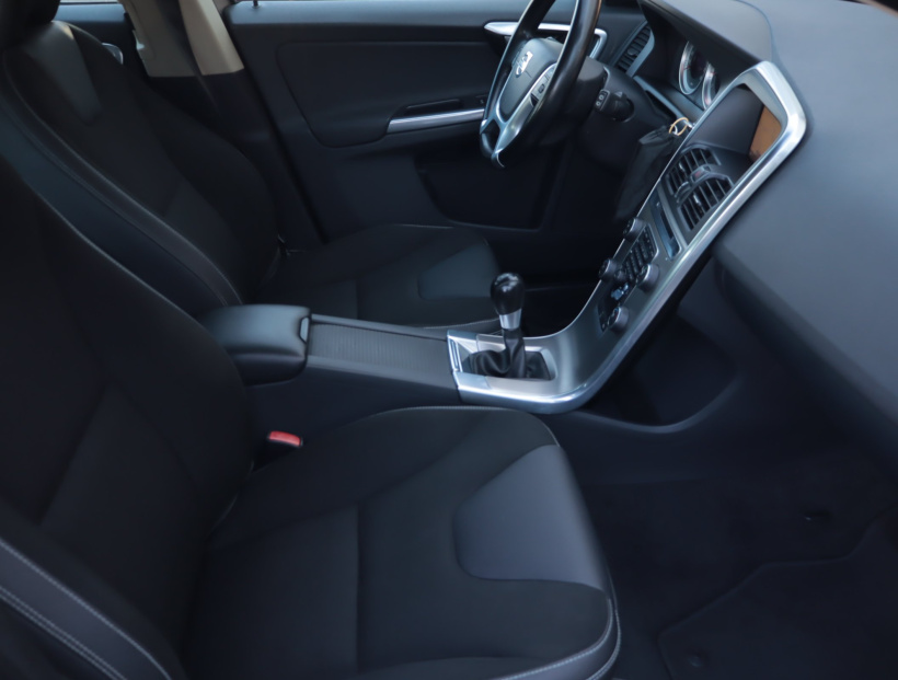 Volvo XC60, 2012