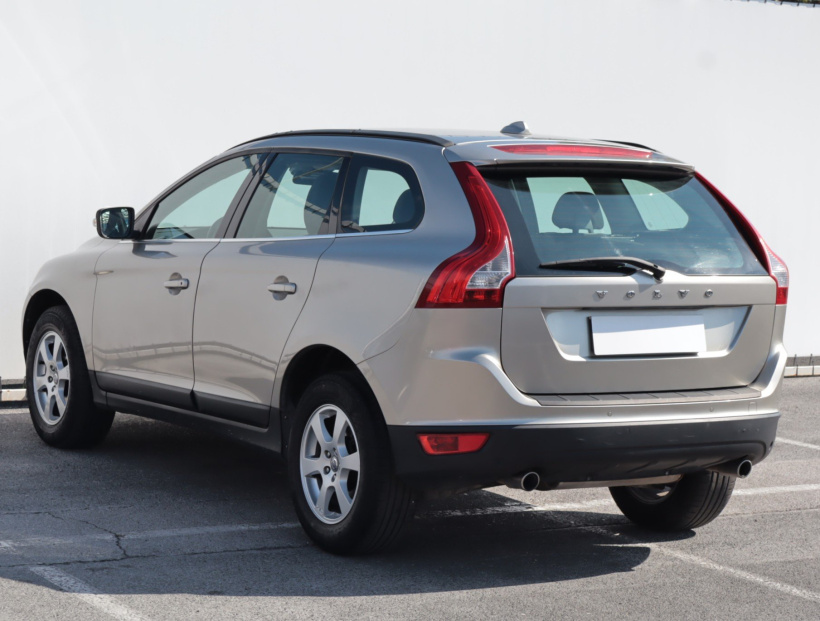 Volvo XC60, 2012
