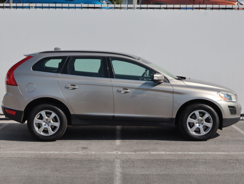 Volvo XC60, 2012