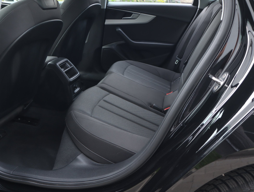 Audi A4, 2020