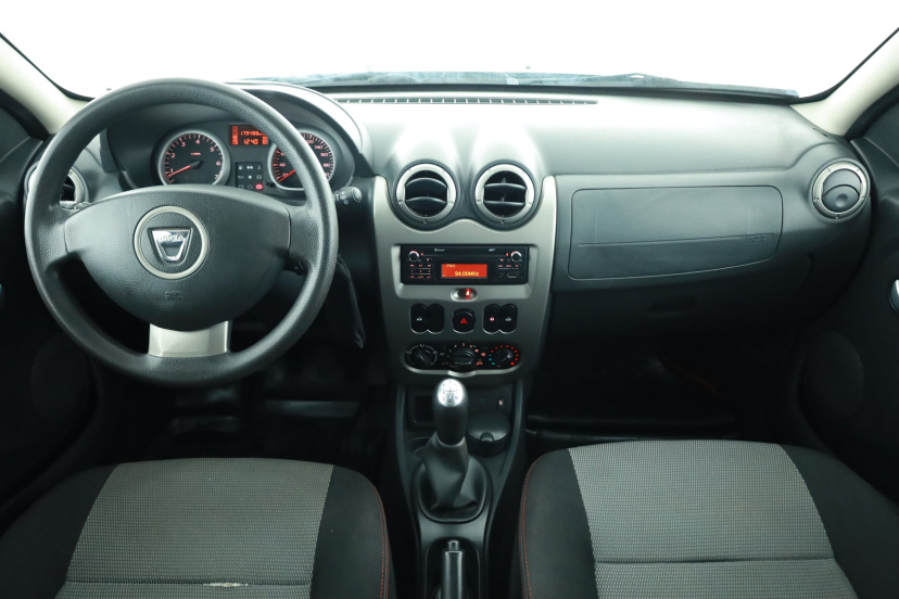 Dacia Duster, 2013