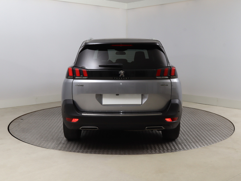 Peugeot 5008, 2017