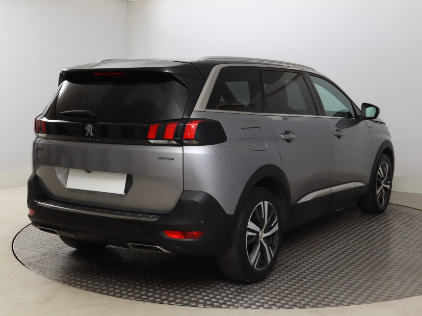 Peugeot 5008, 2017
