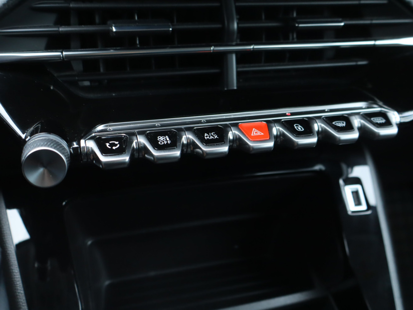 Peugeot 208, 2020