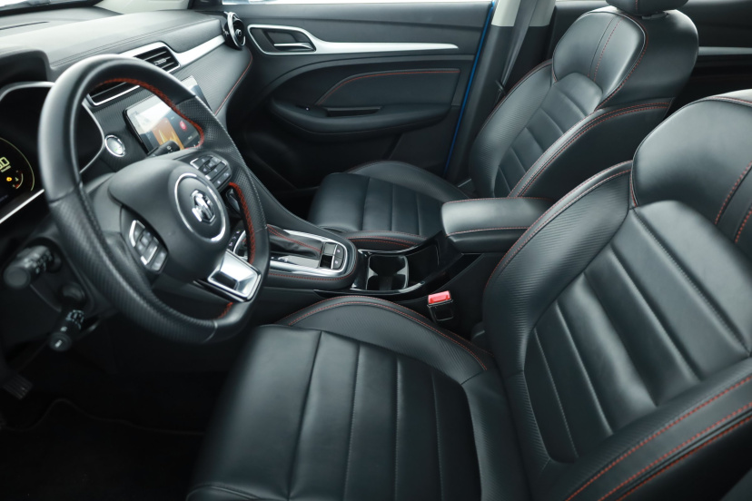 MG ZS SUV, 2024