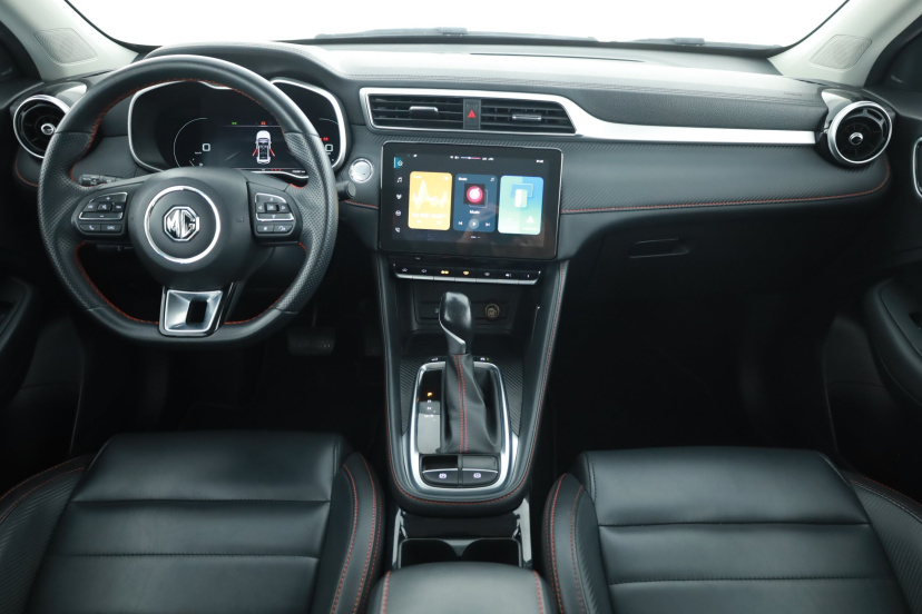 MG ZS SUV, 2024