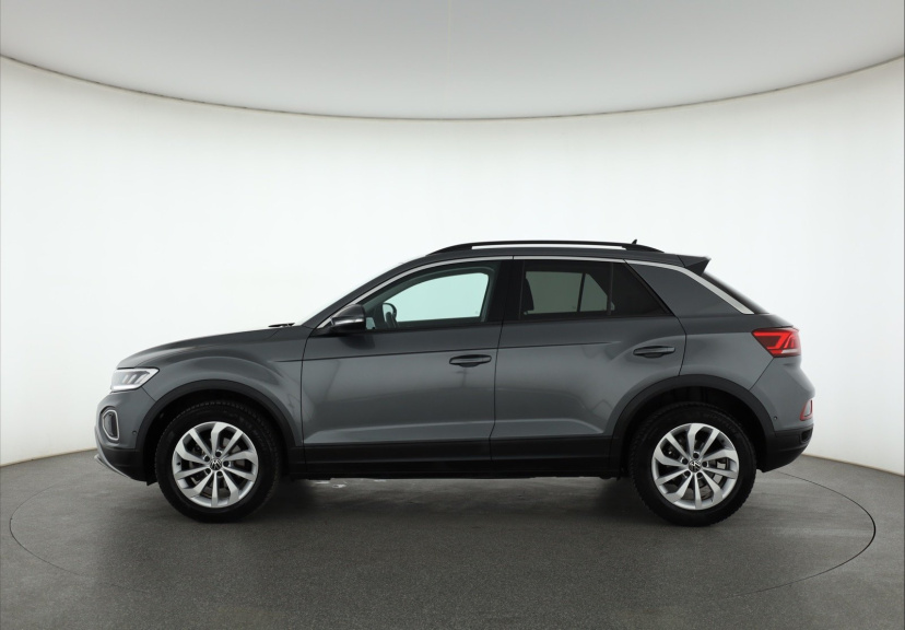 Volkswagen T-Roc, 2022