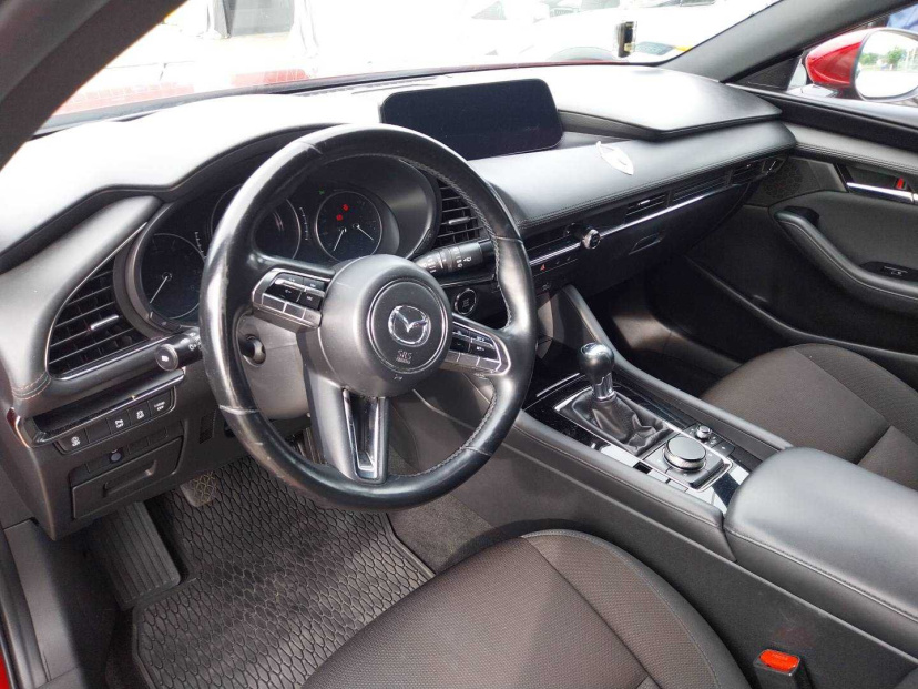 Mazda 3, 2021