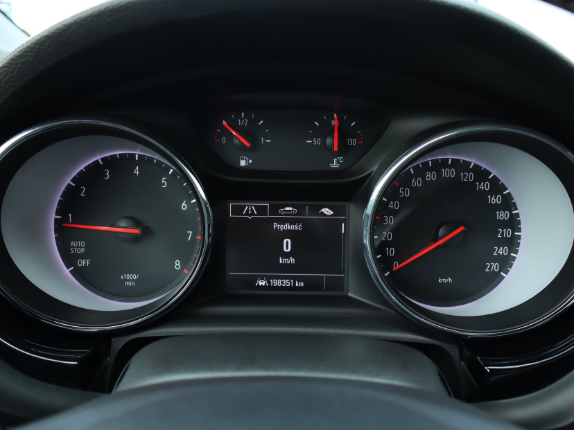 Opel Astra, 2021