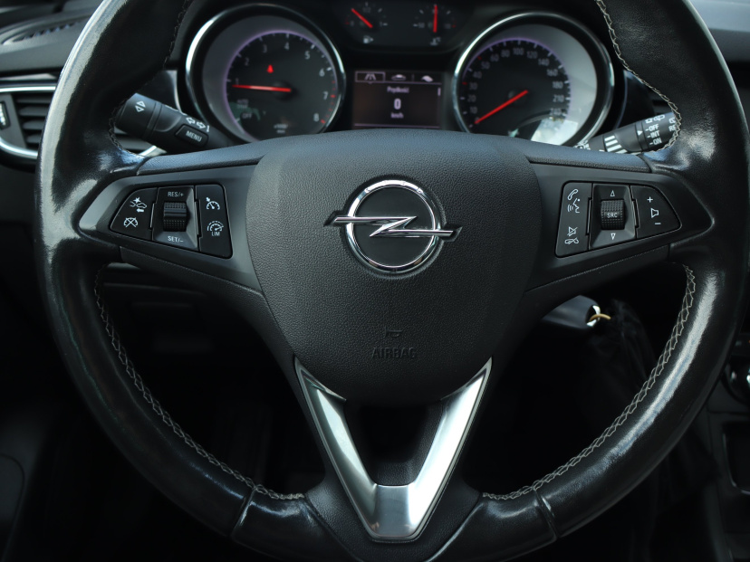 Opel Astra, 2021