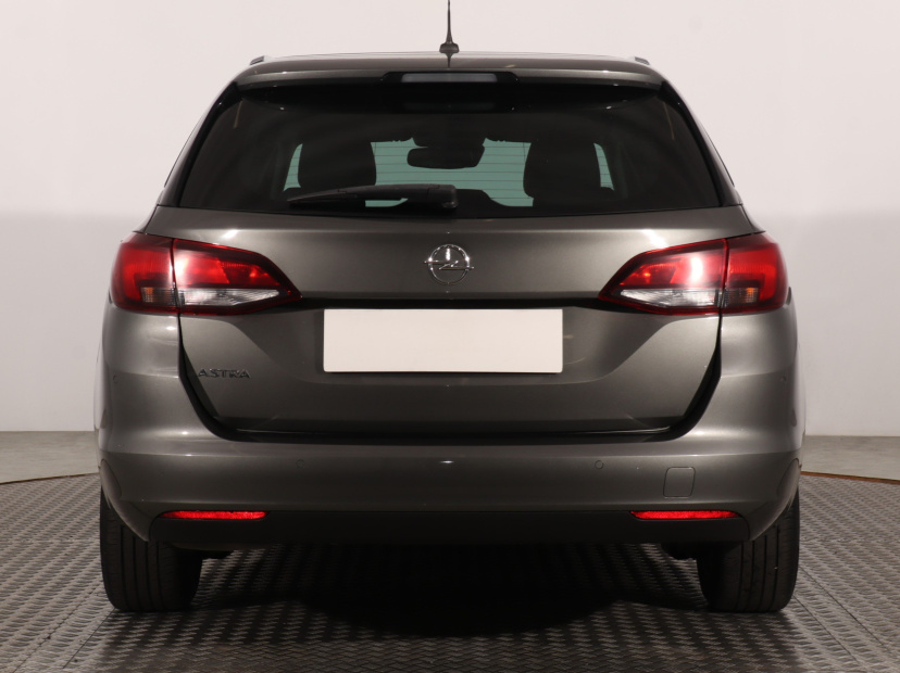 Opel Astra, 2021