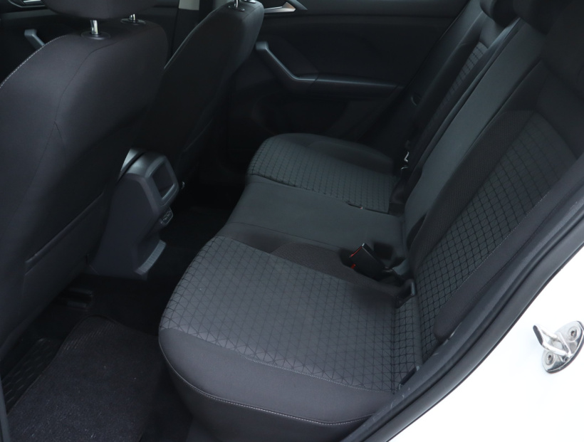 Volkswagen T-Cross, 2019