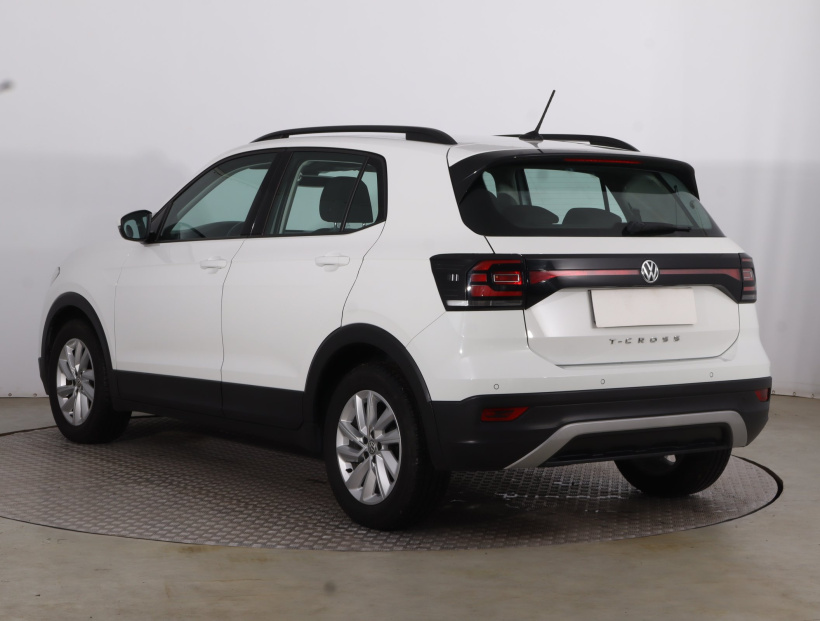 Volkswagen T-Cross, 2019